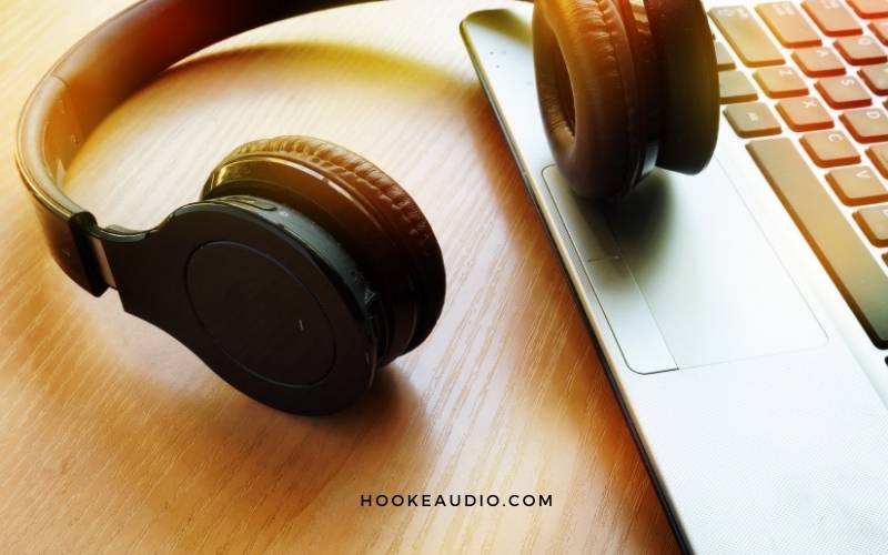 Factors to Consider When Buying Podcast Headphones