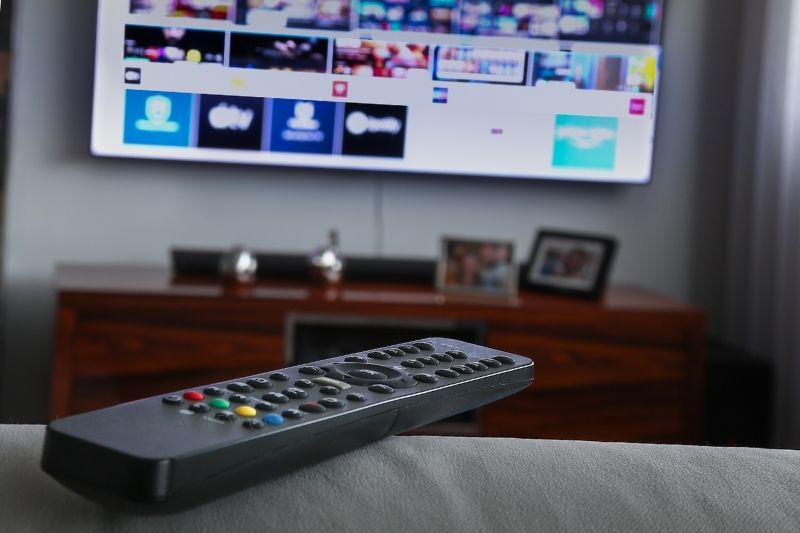Controlling a Soundbar With a TV Remote – Instructions by TV Brand