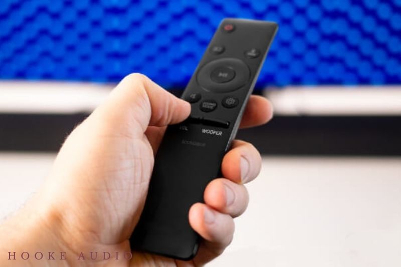how to control soundbar with samsung tv remote