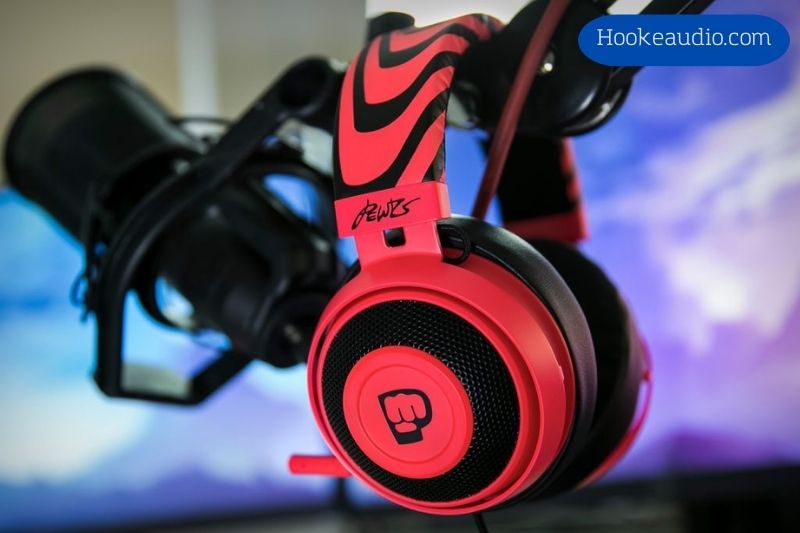 More About Pewdiepie's Headset