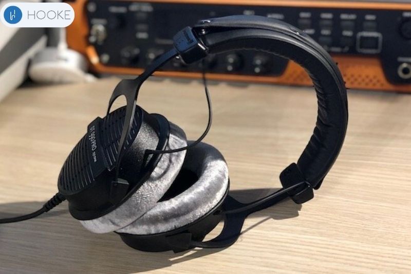 Beyerdynamic DT 990 PRO open Studio Headphone